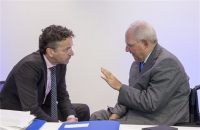 Σόιμπλε για Eurogroup: «Καλό αποτέλεσμα πριν από όλα για την Ελλάδα»