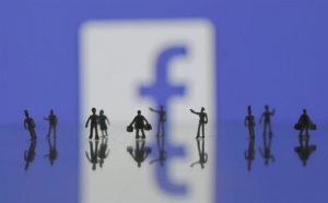 «Μην τα ρίχνετε στο Facebook για τον Τραμπ» λέει ο Ζούκερμπεργκ