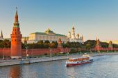 Σηκώνει το γάντι η Μόσχα – Απειλεί με διπλωματικό αδιέξοδο και στέλνει τελεσίγραφο στην Ουάσινγκτον