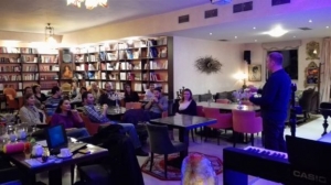 Αυτοσχεδιάζοντας με λέξεις