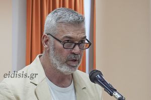 Ο Γιάννης Σιταρίδης παρουσιάζει την έκθεσή του στο Πολύκαστρο, «Μνήμης Λίθοι 1914-1918»
