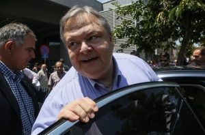 Βενιζέλος: ο Τσίπρας είναι εγκλωβισμένος στην ρητορική της ρήξης χωρίς να έχει δημοκρατική εντολή