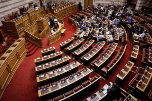Βουλή: Συζήτηση για τον θαλάσσιο χωροταξικό σχεδιασμό