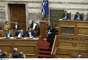 Ανεπάρκεια καταλογίζει στον Κ. Μητσοτάκη η κυβέρνηση