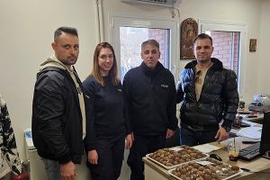 Η Ένωση Αστυνομικών Υπαλλήλων ν. Κιλκίς, μοίρασε μελομακάρονα και ευχές