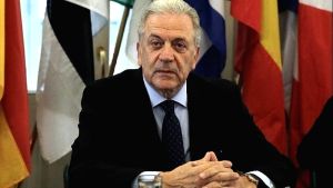 ΕΕ: Έγκριση της δραστηριότητας του Δημήτρη Αβραμόπουλου στη ΜΚΟ Fight Impunity, χωρίς αίτημα άρσης ασυλίας