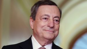 Ντράγκι: «Χρειάζεται σχέδιο Μάρσαλ για την Ουκρανία»