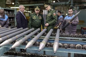 Σόϊγκου: Η παραγωγή πυρομαχικών της Ρωσίας αυξάνεται