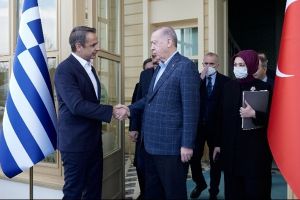 Κυρ. Μητσοτάκης και Ρ.Τ. Ερντογάν συμφώνησαν να μειωθεί η ένταση στα ελληνοτουρκικά στη σκιά του πολέμου στην Ουκρανία