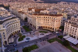 Ρεπορτάζ POLITIC: Πώς σχολιάζουν οι Θεσσαλονικείς την είσοδο των «μικρών» κομμάτων στη Βουλή; (ΒΙΝΤΕΟ)