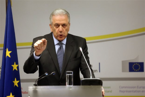Αβραμόπουλος: Μπήκαν μέσα ως μάρτυρες και βγήκαν με κουκούλες