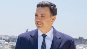 Β. Κικίλιας: Βοηθάμε στην πράξη 500.000 οικογένειες να κάνουν διακοπές