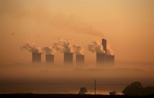 Γαλλία: Ακτιβιστές της Greenpeace εισέβαλαν σε πυρηνικό σταθμό