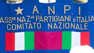 Ιταλία: Οι Παρτιζάνοι γιορτάζουν την 28η Οκτωβρίου με «αντιφασιστικό μουσακά»
