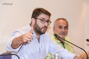 Ανδρουλάκης: Η δημοκρατική παράταξη να αγκαλιάσει ξανά τη λαϊκή βάση που εξαπάτησε ο κ. Τσίπρας