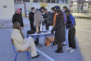 Κατοπτρικό τηλεσκόπιο στην αυλή του 2ου Πειραματικού Λυκείου Κιλκίς