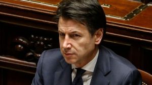 Ιταλία: Την επόμενη εβδομάδα η αναμέτρηση Κόντε – Ρέντσι στο κοινοβούλιο