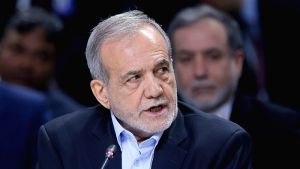 Ο πρόεδρος του Ιράν αμφισβητεί τις διπλωματικές προθέσεις του Τραμπ