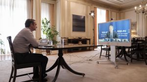 Μητσοτάκης σε ΕΛΚ για κορωνοϊό: Νεά χρηματοδοτικά εργαλεία για συνοχή και αλληλεγύη