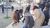 Δολοφονία 41χρονης – Συνεργός του 39χρονου: «Πήρε το μαχαίρι στα χέρια και μου είπε να τον περιμένω κάτω»