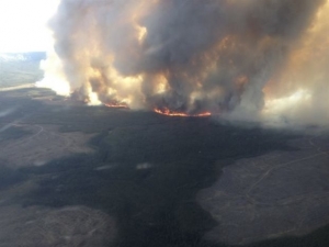 Καναδάς: Πύρινη λαίλαπα απειλεί σπίτια και εγκαταστάσεις