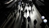 Μετάλλαξη Όμικρον: Χιλιάδες πτήσεις ακυρώνονται – Στην κόκκινη λίστα η Ελλάδα