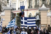 Αντισυνταγματικές περικοπές συντάξεων ενστόλων, πανεπιστημιακών, γιατρών