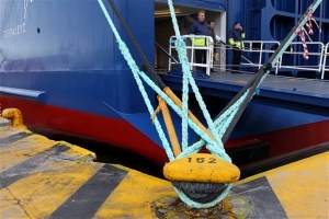 Ενάντια στην ιδιωτικοποίηση απεργούν οι εργαζόμενοι στα λιμάνια την Πέμπτη