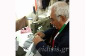 Ο κιλκισιώτης βιοτέχνης ξανάστησε τις μηχανές του για να προσφέρει μάσκες στα νοσοκομεία