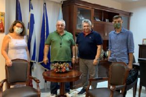 Σύσκεψη στο δήμο Παιονίας για τη διαχείριση των μπάζων