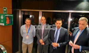 Κυρανάκης – Ταχιάος στο Μετρό Θεσσαλονίκης: Τοποθετήθηκε ο πρώτος απινιδωτής – Στην τελική ευθεία τα δοκιμαστικά στην Καλαμαριά
