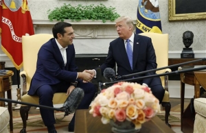 Ουάσινγκτον: Τραμπ: Να συνεχιστούν οι μεταρρυθμίσεις - Θα βοηθήσουμε στο ζήτημα του χρέους - Τσίπρας: Προσβλέπουμε σε επενδύσεις και στήριξη για έξοδο από την κρίση
