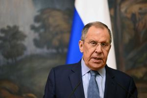Λαβρόφ: «Οι ΗΠΑ ετοιμάζονται για πόλεμο με τη Βόρεια Κορέα»