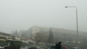 Πυκνή ομίχλη σκέπασε τη Θεσσαλονίκη