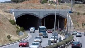 Θεσσαλονίκη: Ουρές χιλιομέτρων στην Περιφερειακή οδό λόγω καραμπόλας