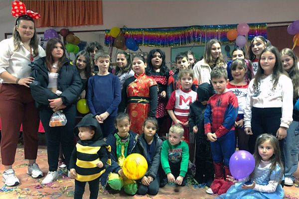 Αποκριάτικο παιδικό πάρτι από τον πολιτιστικό σύλλογο "Άγιο Τρύφων" Γουμένισσας
