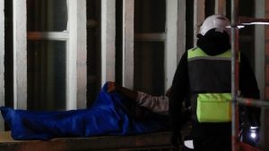 Θεσσαλονίκη: Μαχαίρωσε άστεγο γιατί δεν του έδωσε φαγητό