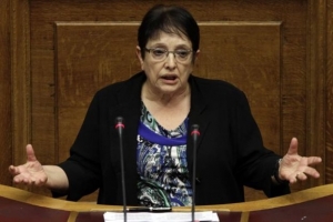 Με καρδιολογικό πρόβλημα στο νοσοκομείο η Αλέκα Παπαρήγα