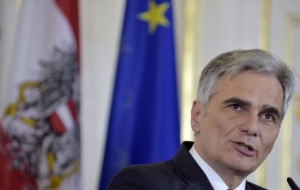 Φάιμαν: Η Ελλάδα λειτουργεί σαν γραφείο ταξιδίων