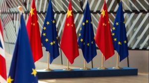 Η Κίνα προτρέπει την Ευρωπαϊκή Ένωση να αποφεύγει τις αντιπαραθέσεις