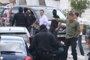 Τον «Φιλόσοφο» και τον «Άκη» αναζητά η ελληνική αστυνομία για την απαγωγή Λεμπιδάκη