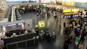 Βρετανία – Κορονοϊός: Άρση όλων των μέτρων για τους ταξιδιώτες από την Παρασκευή