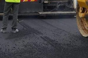 Στην Περιφέρεια ελέγχουν τις ασφαλτοστρώσεις;