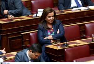 Μπακογιάννη: Κοροϊδία της κυβέρνησης το κοινωνικό μέρισμα