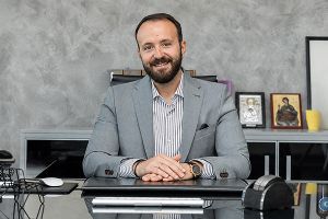 Κωνσταντίνος Ασλανίδης (ZINCOMETAL): Η ακριτική εταιρεία που φωτίζει δρόμους και μεγάλες υποδομές