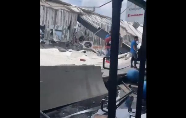 Μεξικό: Δύο νεκροί και 200 κατεστραμμένα κτίρια μετά από σεισμό 7,6 Ρίχτερ