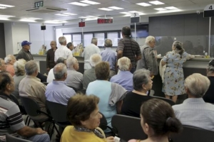 Μόνο στο δήμο μόνιμης διαμονής αιτήσεις για προνοιακά επιδόματα