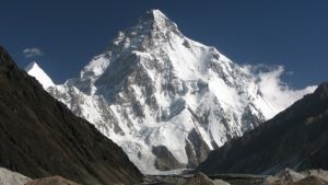Θανατηφόρα χιονοστιβάδα στα Ιμαλάια – Τουλάχιστον τέσσερις ορειβάτες νεκροί