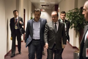 Ολάντ: Η Ελλάδα πρέπει να δείξει αποφασισμένη για μεταρρυθμίσεις