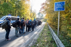 Deutsche Welle: Τριπλασιάστηκαν οι γάμοι ανήλικων προσφυγόπουλων